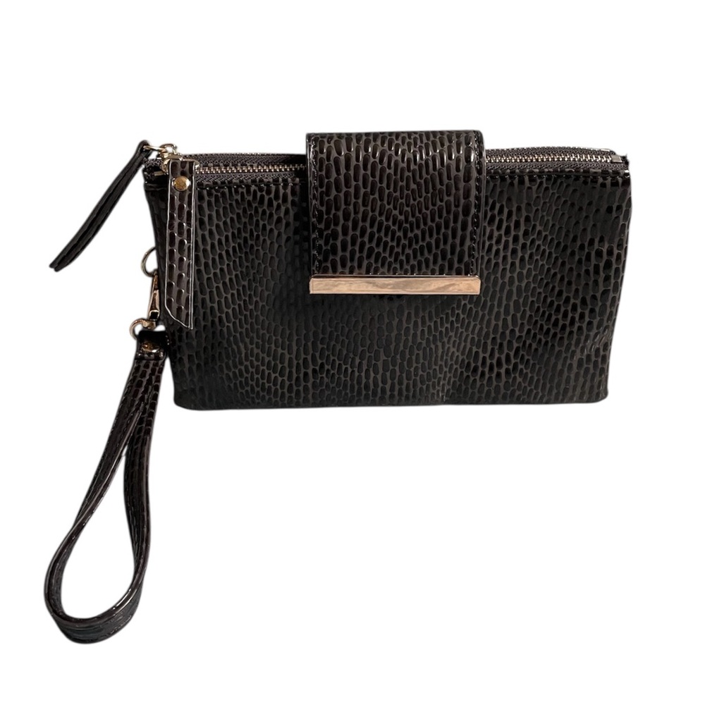Olivia Miller Black Textured Clutch with Wristlet - Like new